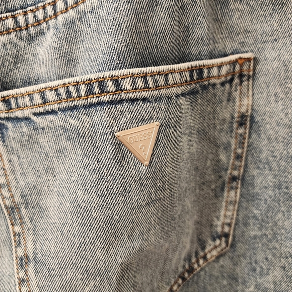 Guess straight fit women's jeans. Size 8 - Picture 5 of 5